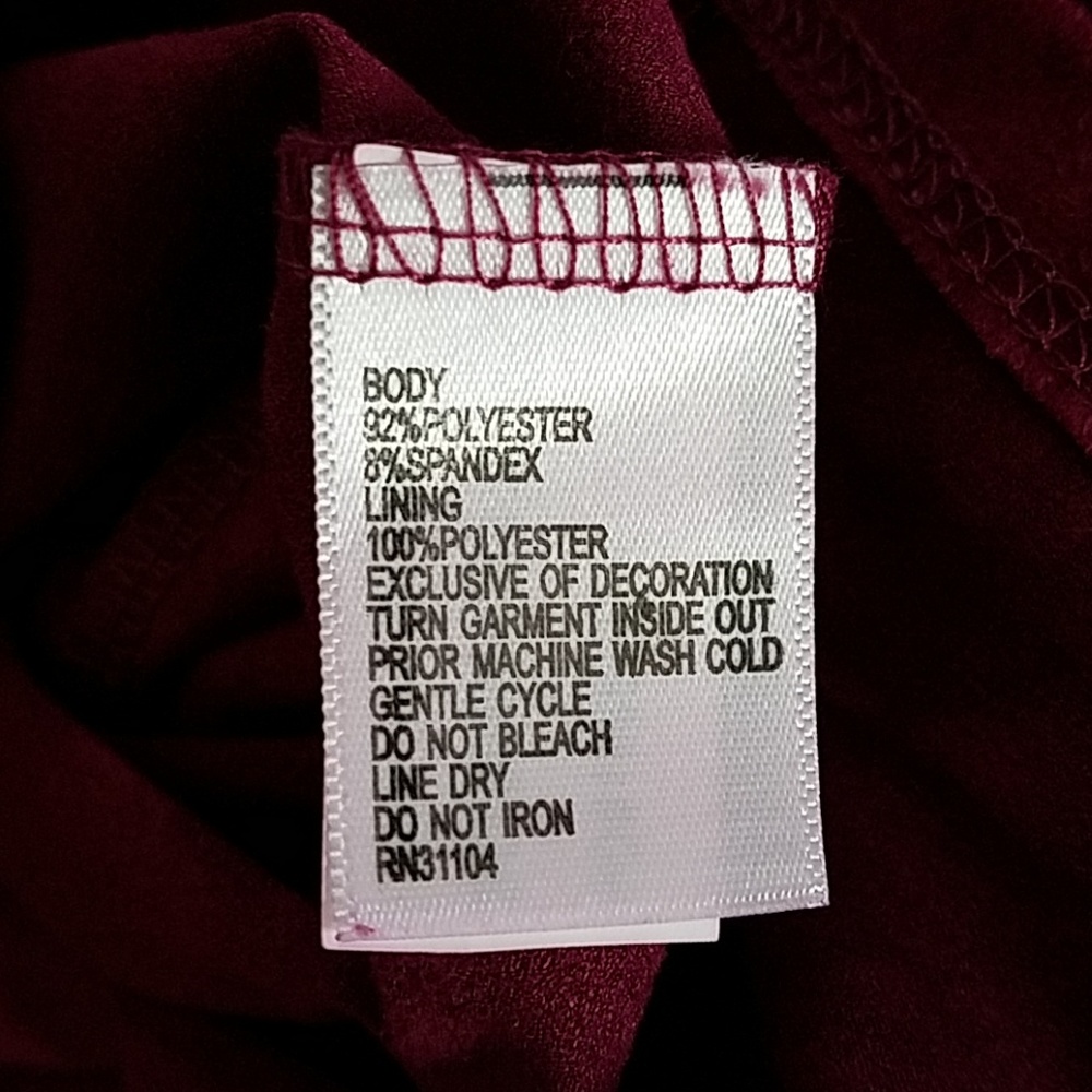 RED CAMEL RED VEE NECK SLEEVE LACED TOP. XS - Picture 8 of 8
